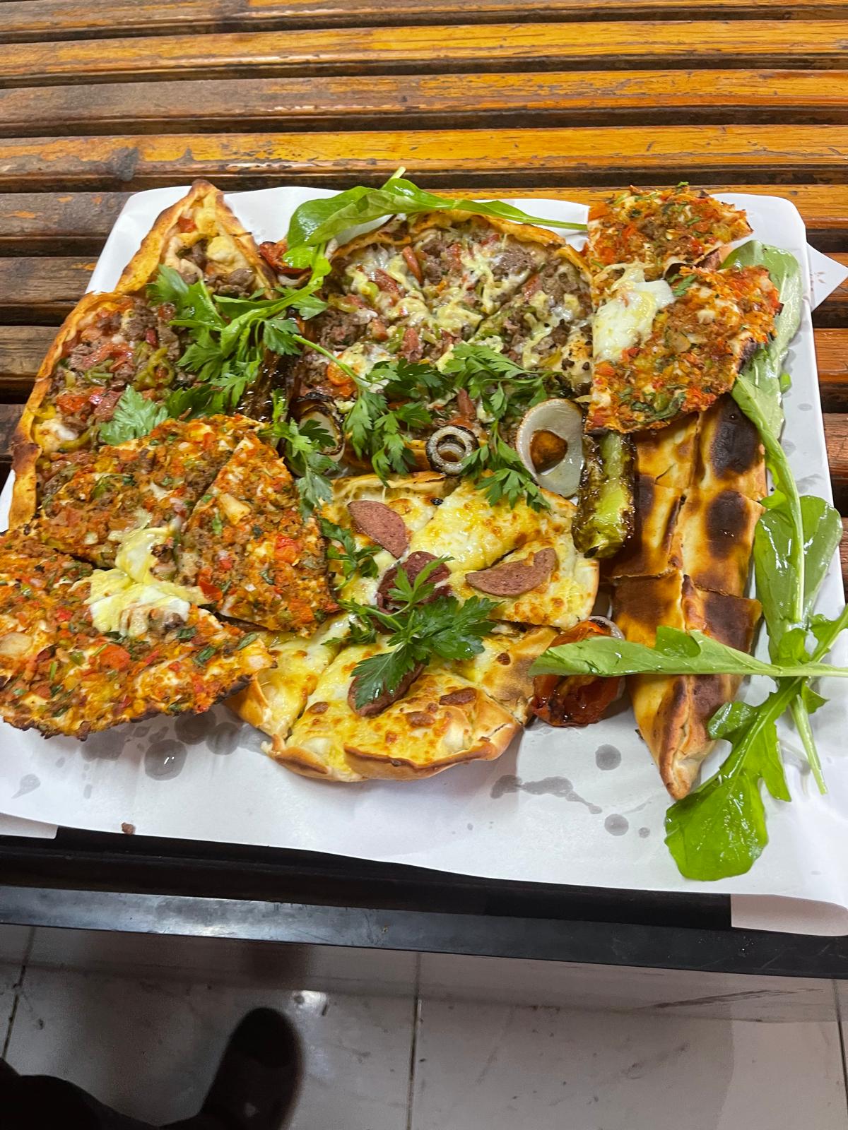 Halil Usta Has Tat Pide & Lahmacun 